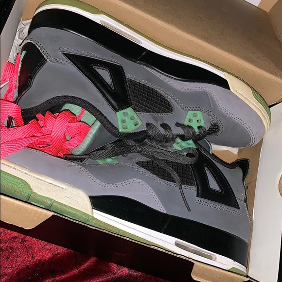 Air Jordan 4 “Glow” - Picture 1 of 6